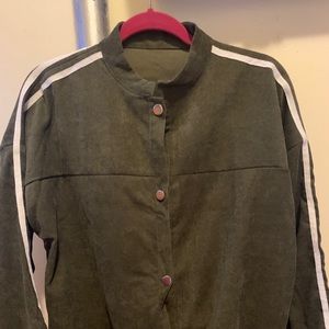 It’s a shein jacket never worn it new size large